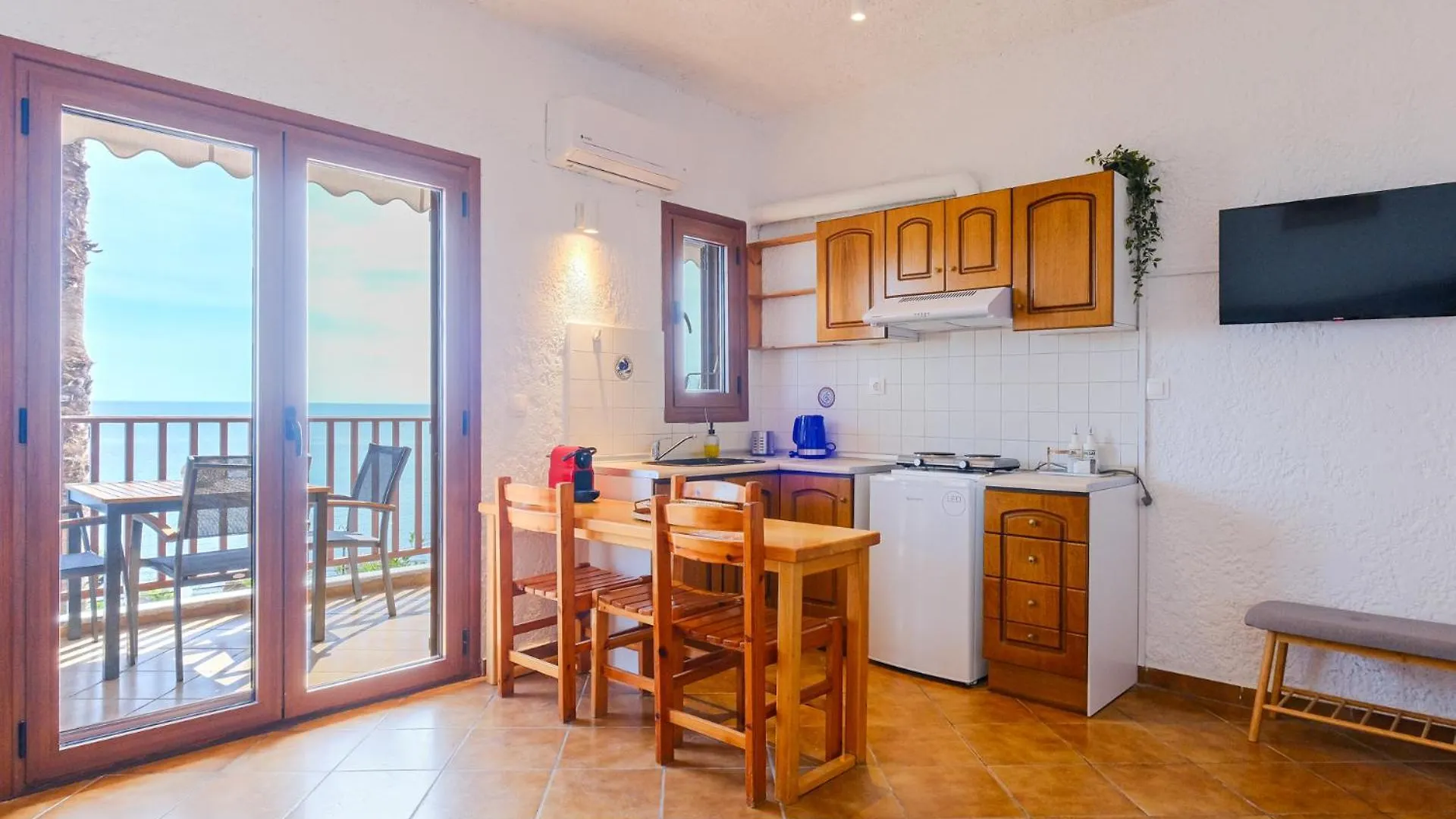 Amfitriti Apartments By Rentalspro - Loutra Agias Paraskevis Halkidiki Agia Paraskevi  Greece