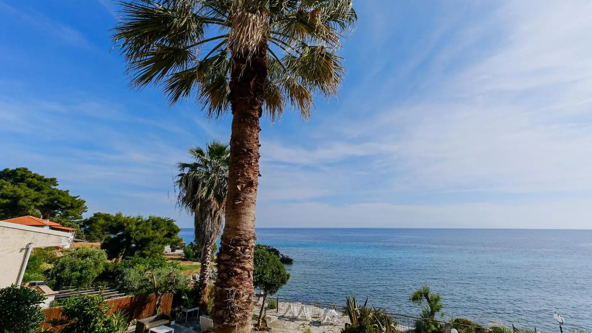 Amfitriti Apartments By Rentalspro - Loutra Agias Paraskevis Halkidiki Agia Paraskevi  Griekenland