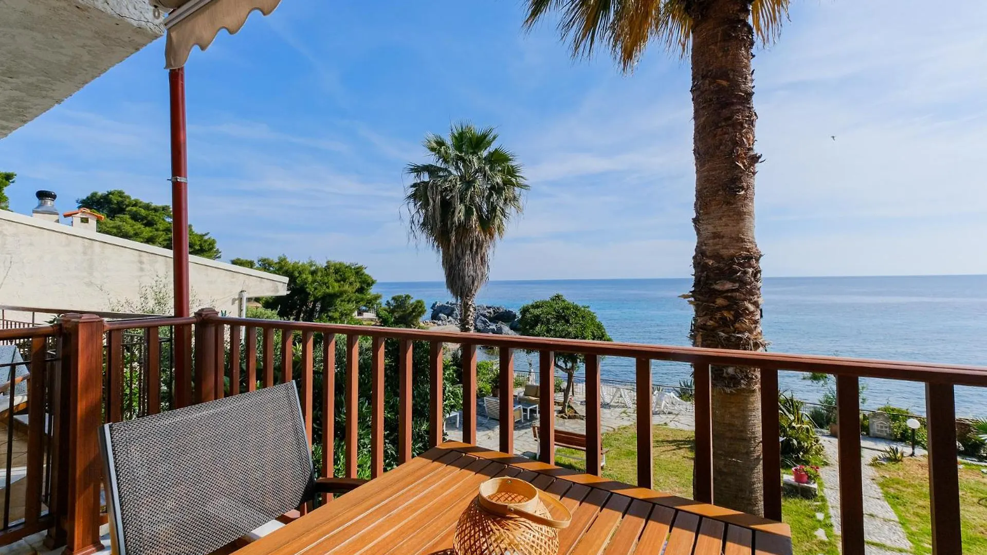 Amfitriti Apartments By Rentalspro - Loutra Agias Paraskevis Halkidiki Agia Paraskevi